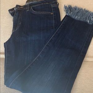 High waist frayed skinny jeans